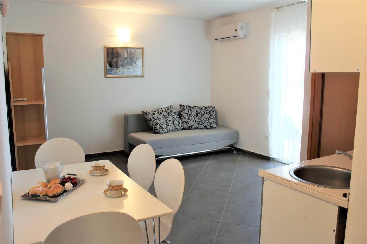 Apartmani Marija Duće Exteriér fotografie